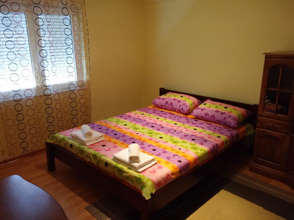 מוסטר Apartments Old Town מראה חיצוני תמונה