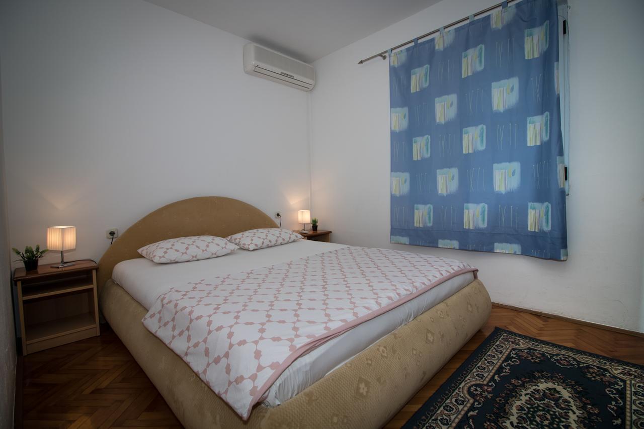 מוסטר Apartments Old Town מראה חיצוני תמונה